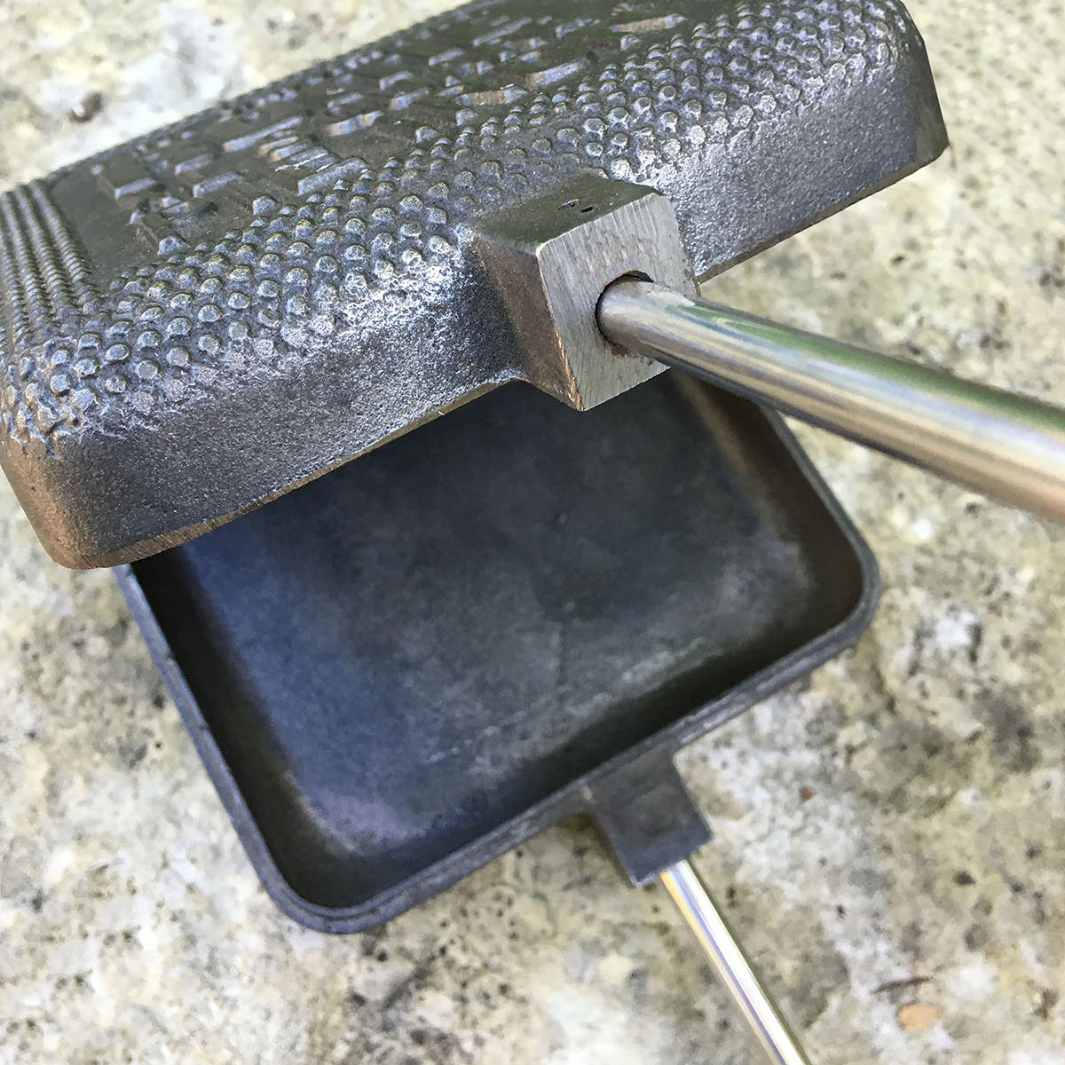 XL Square Pie Iron close up open view