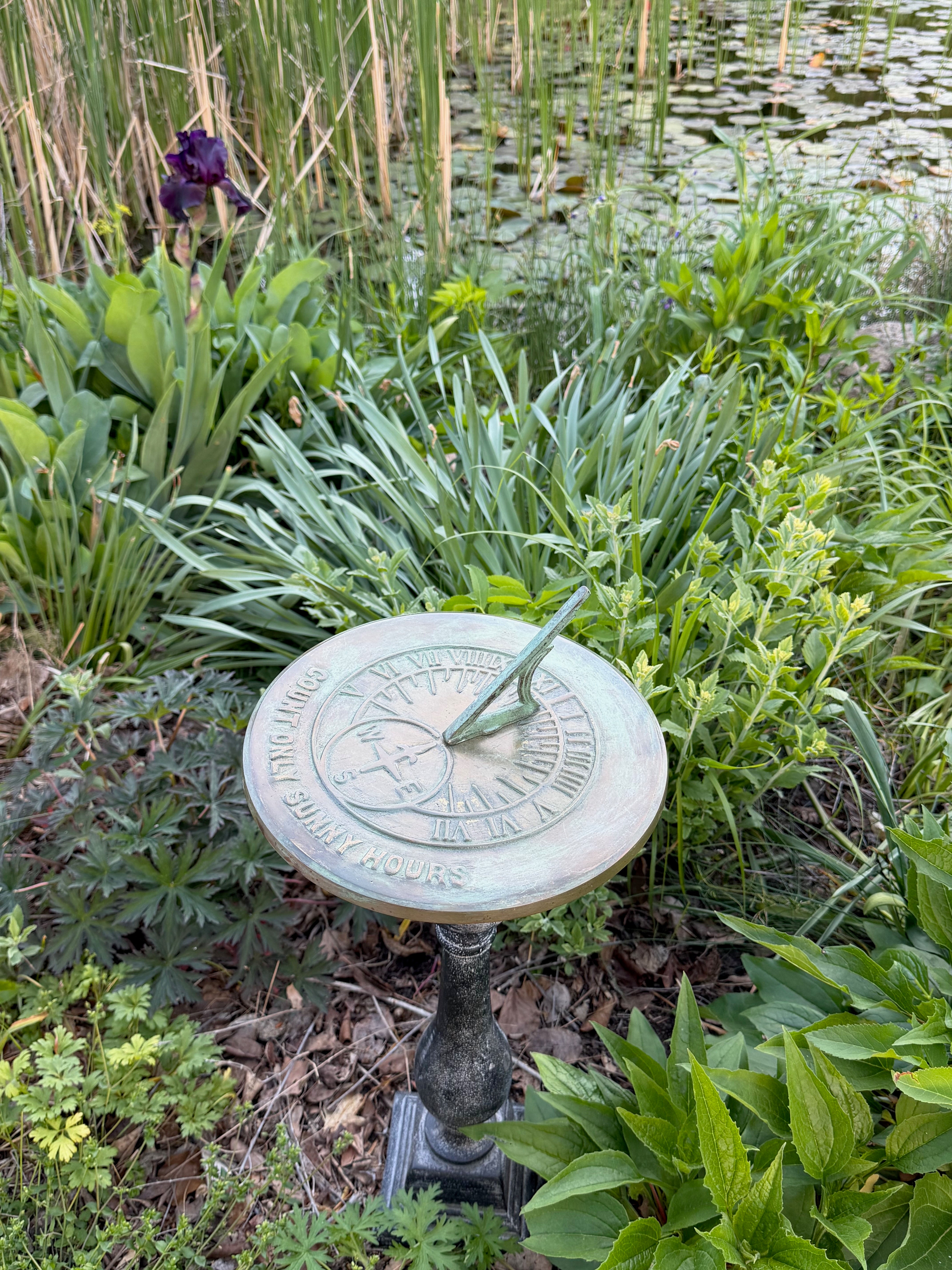 Solid Brass Count Sunny Hours Sundial, 10 3/8" dia. Rome #2120