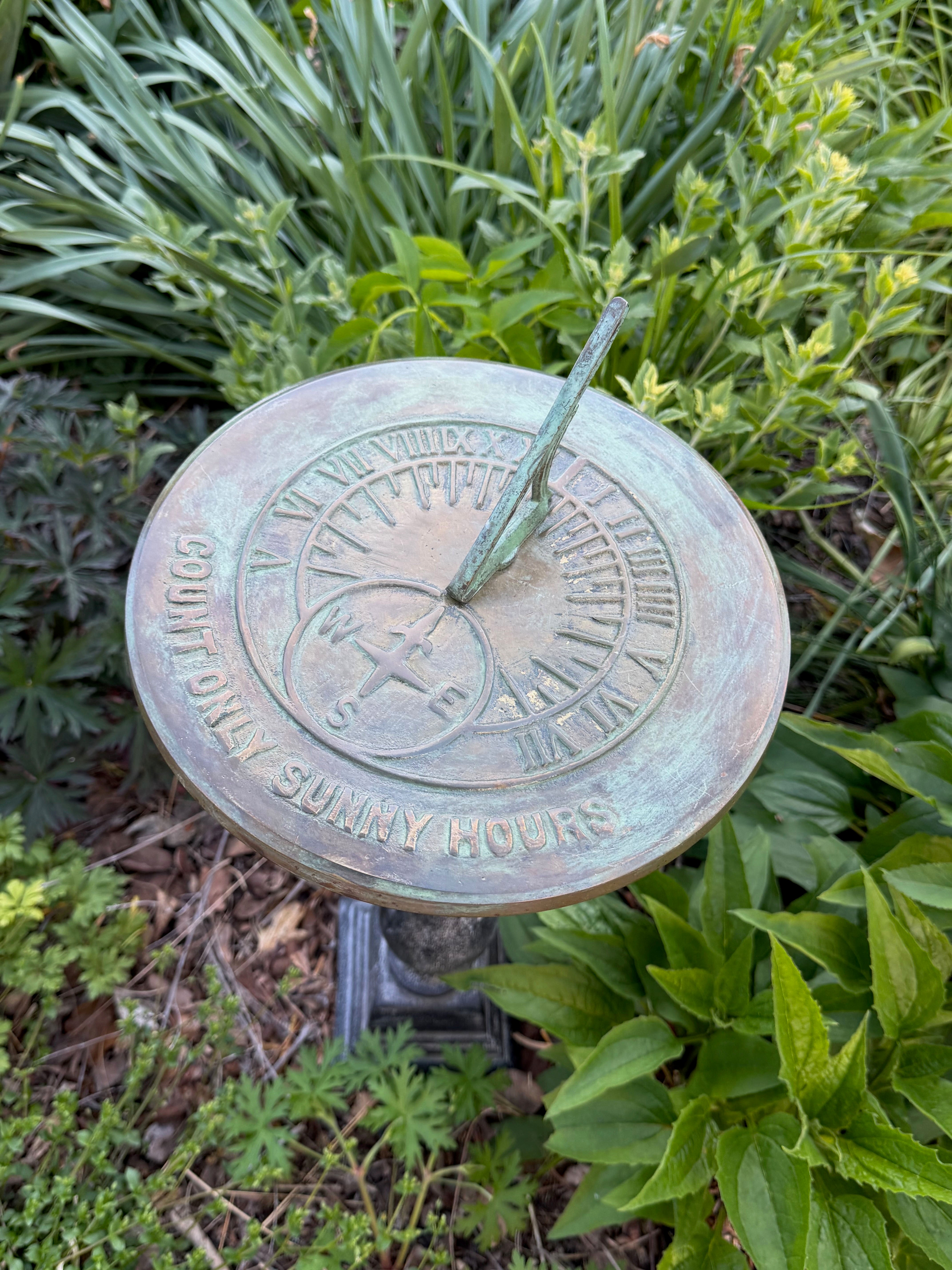 Solid Brass Count Sunny Hours Sundial, 10 3/8" dia. Rome #2120