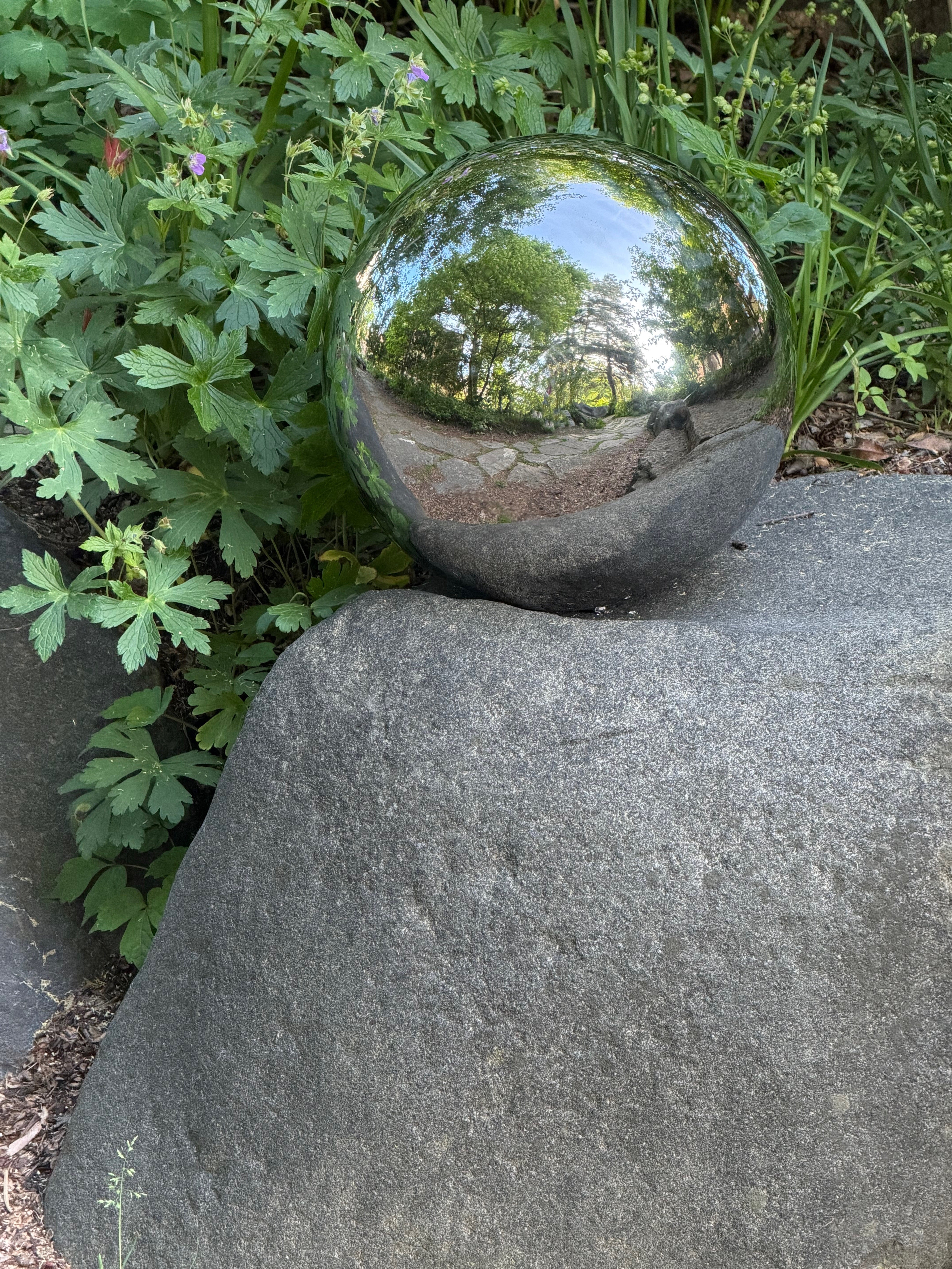10" Diameter Silver Stainless Steel Globe, Rome #710-S