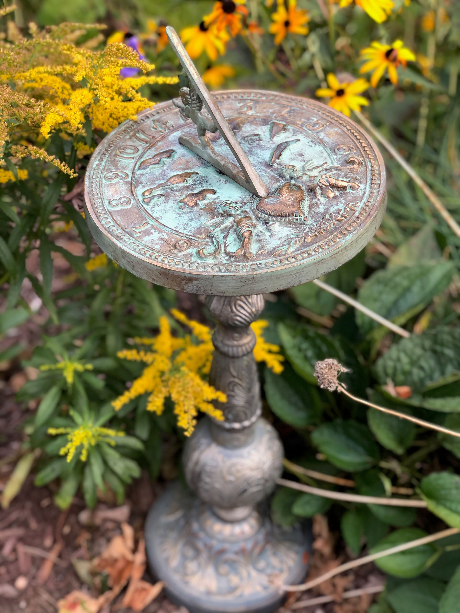 Cast Aluminum Rococo Pedestal (Antique Brass Painted Finish), Rome #B34